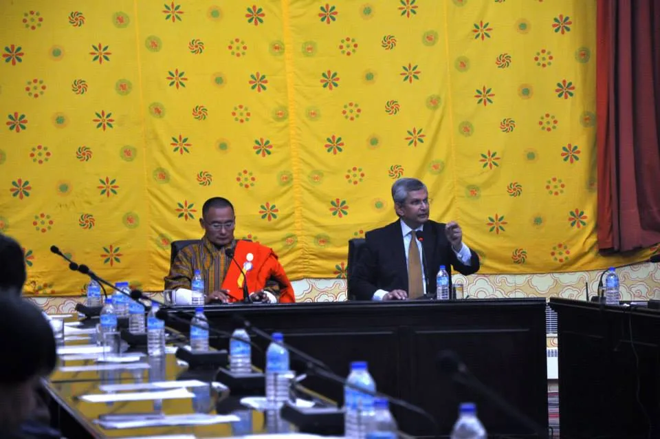Addressing the Bhutanese Cabinet on performance agreements